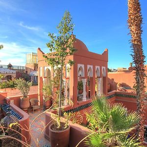 Riad Kaiss By Anika